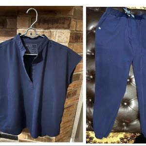 Figs Women Scrubs Set